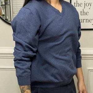 Brooks Brothers Merino Wool V-Neck Sweater 😎